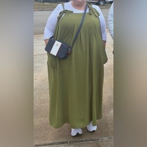 Elegant Olive Green Women's Dress